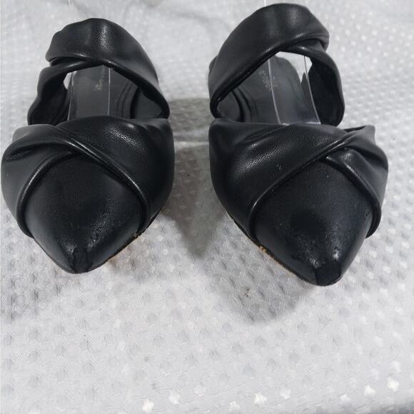 MARC FISHER! BLACK GENUINE LEATHER POINTY TOE, MID STRAP SLIP-ON FLATS! SZ 6.5M - Picture 5 of 10